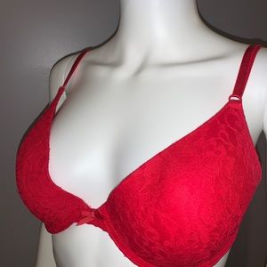 Red lace bra